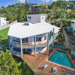 10 Mona Vista Court Holiday home Coolum Beach