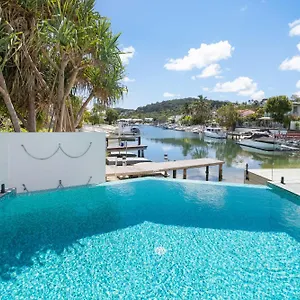 Callula , River Paradise With Private Pool Holiday home Noosa Heads