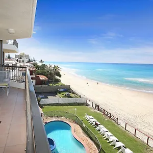 3* Aparthotel Spindrift On The - Absolute Beachfront