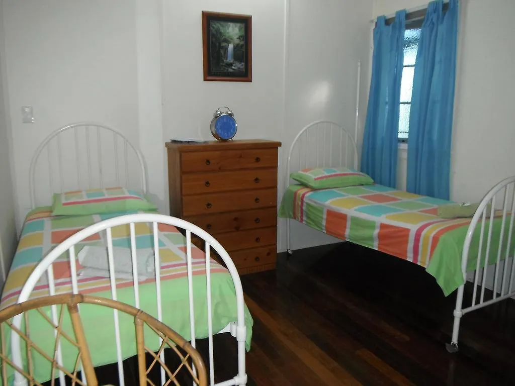 ***  Arcadia Beach Guest House And Car Hire Αυστραλία