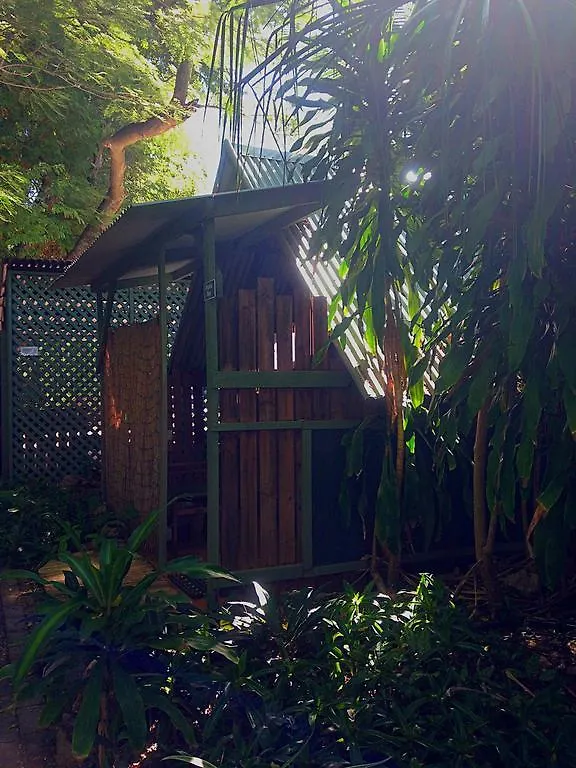 Arcadia Beach Guest House And Car Hire 3*,