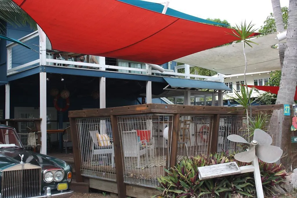 Arcadia Beach Guest House And Car Hire 3*,  Αυστραλία